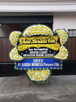 Papan Bunga Duka di Kamanisan